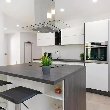 Beautiful Dani With Panoramic View In Vizina *