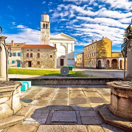 Beautiful Dani With Panoramic View In Vizina Vila *