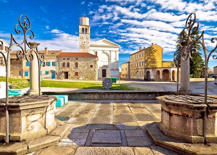 Beautiful Dani With Panoramic View In Vizina Villa *